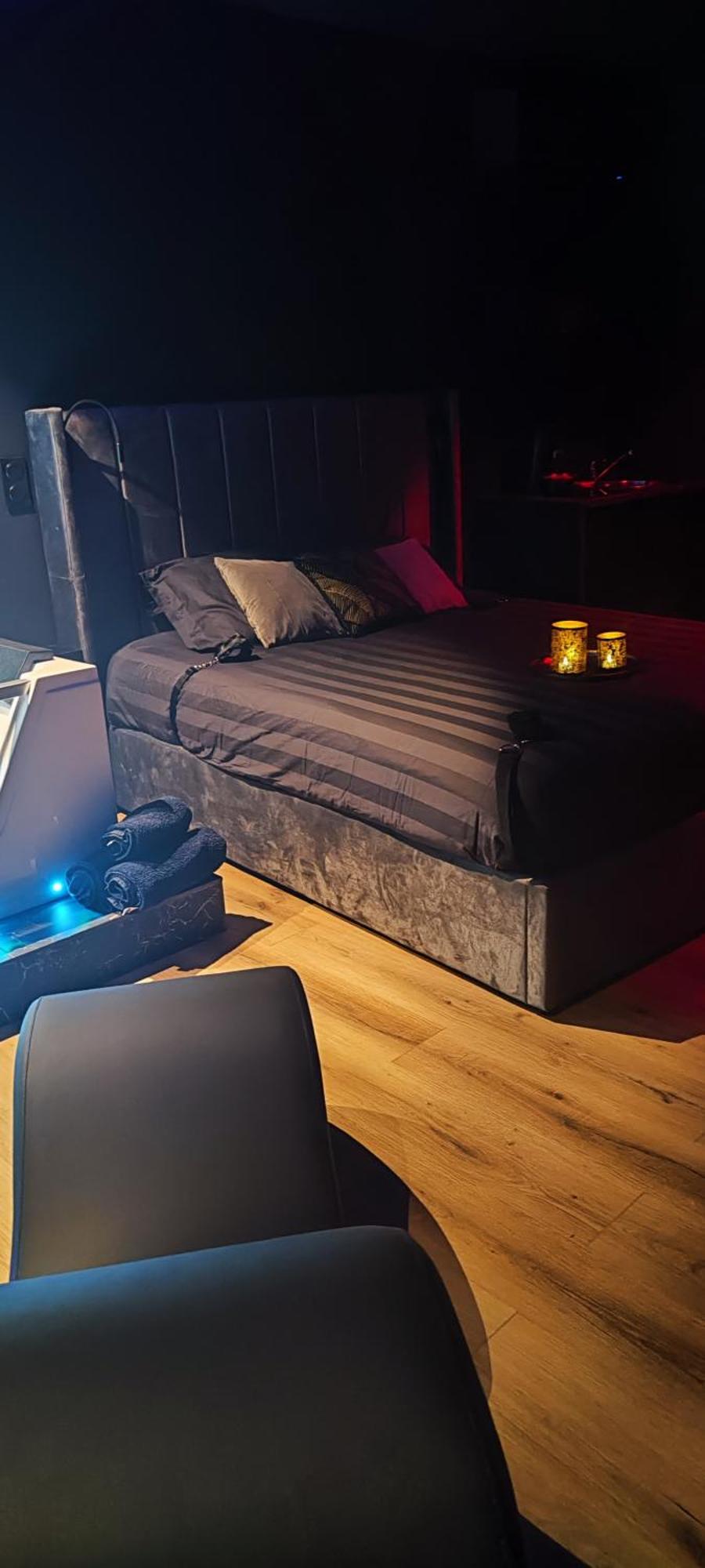 Loveroomxspa Bourg-Saint-Christophe Δωμάτιο φωτογραφία